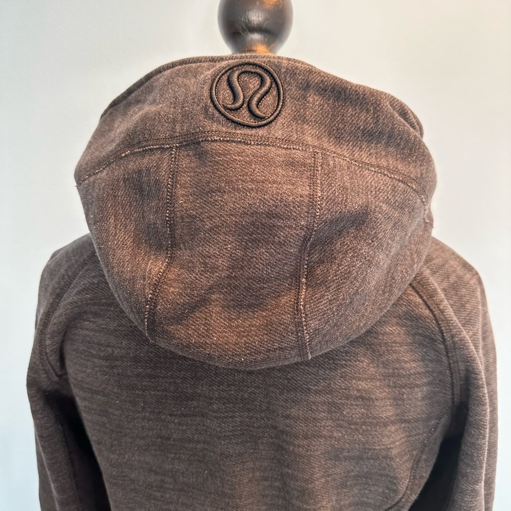 Lululemon dark grey/ black hoodie - Picture 6 of 9